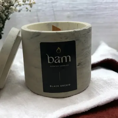 BAM Round geurkaars - Blackorchid round - 0055